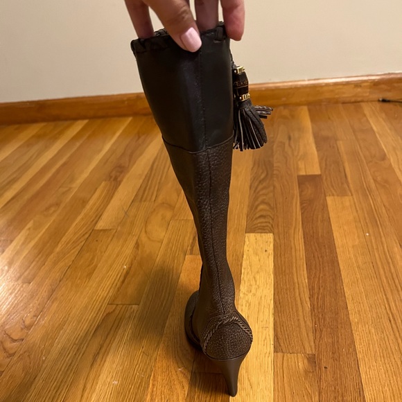 Genuine leather authentic Gucci Boots. New without box!!!! Not used!!!! - Picture 2 of 9